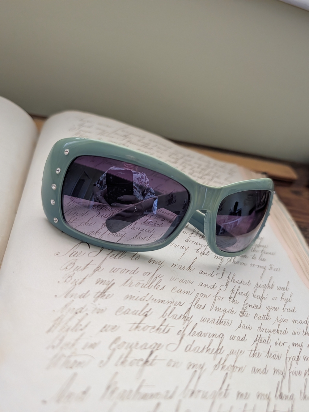 Women's Mint Green Oval Sunglasses with Decorative Studs